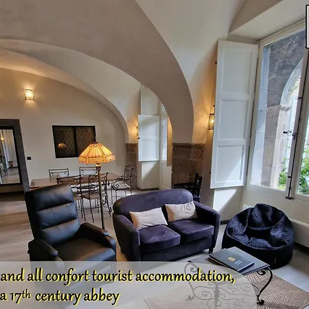 Holiday home L'abbaye 1688 *
