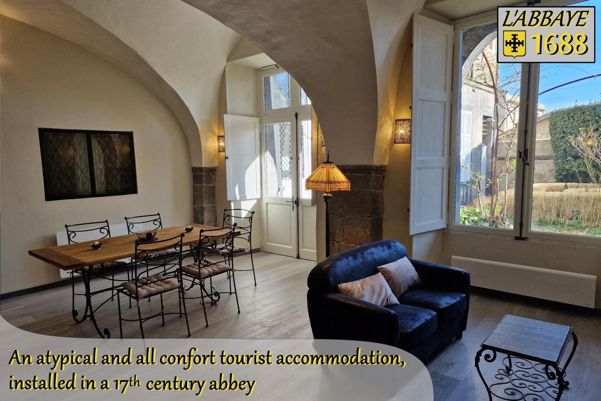 L'abbaye 1688 Hébergement de vacances *